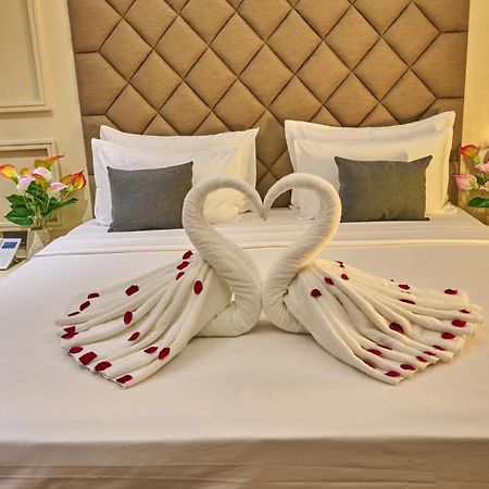 Borail View Regency Hotel ซิลชาร์ ภายนอก รูปภาพ